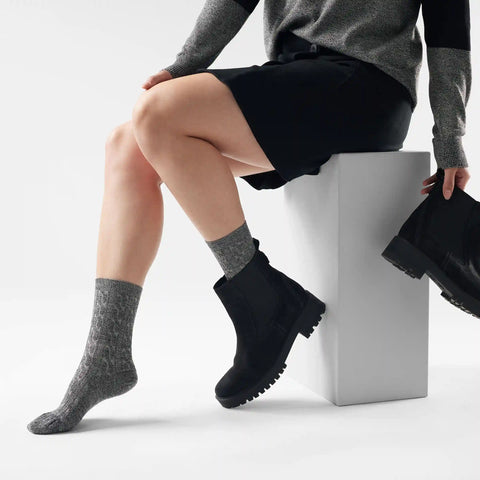 Women's Everyday Cable Crew Socks